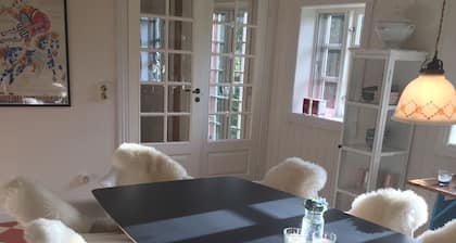 Alsbrogaard Deluxe Bed & Breakfast