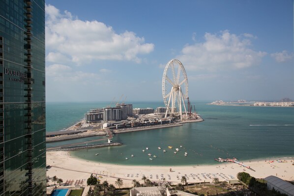 View from property - HiGuests - Shams 4 (Dubai)