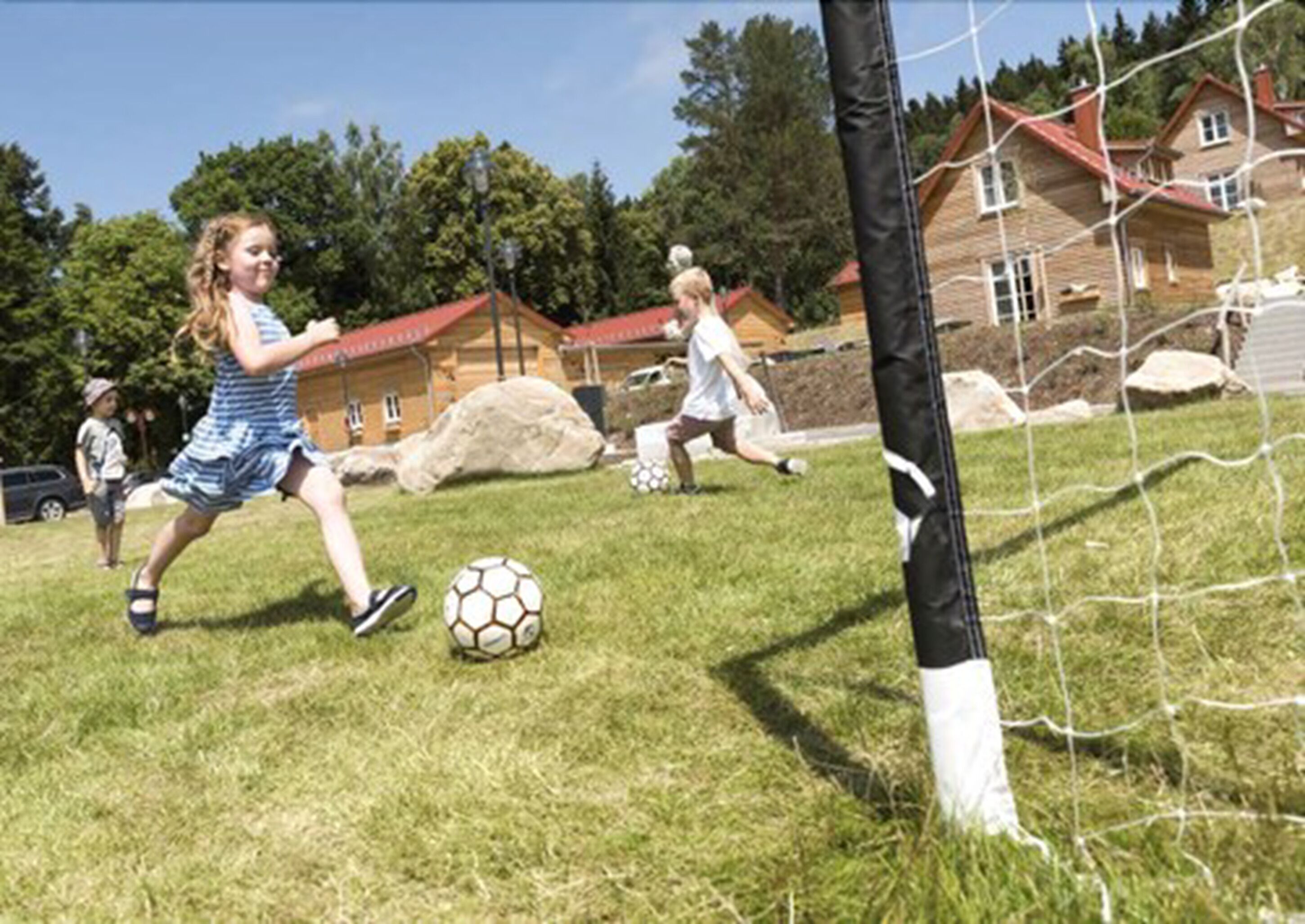 children’s play area – outdoor