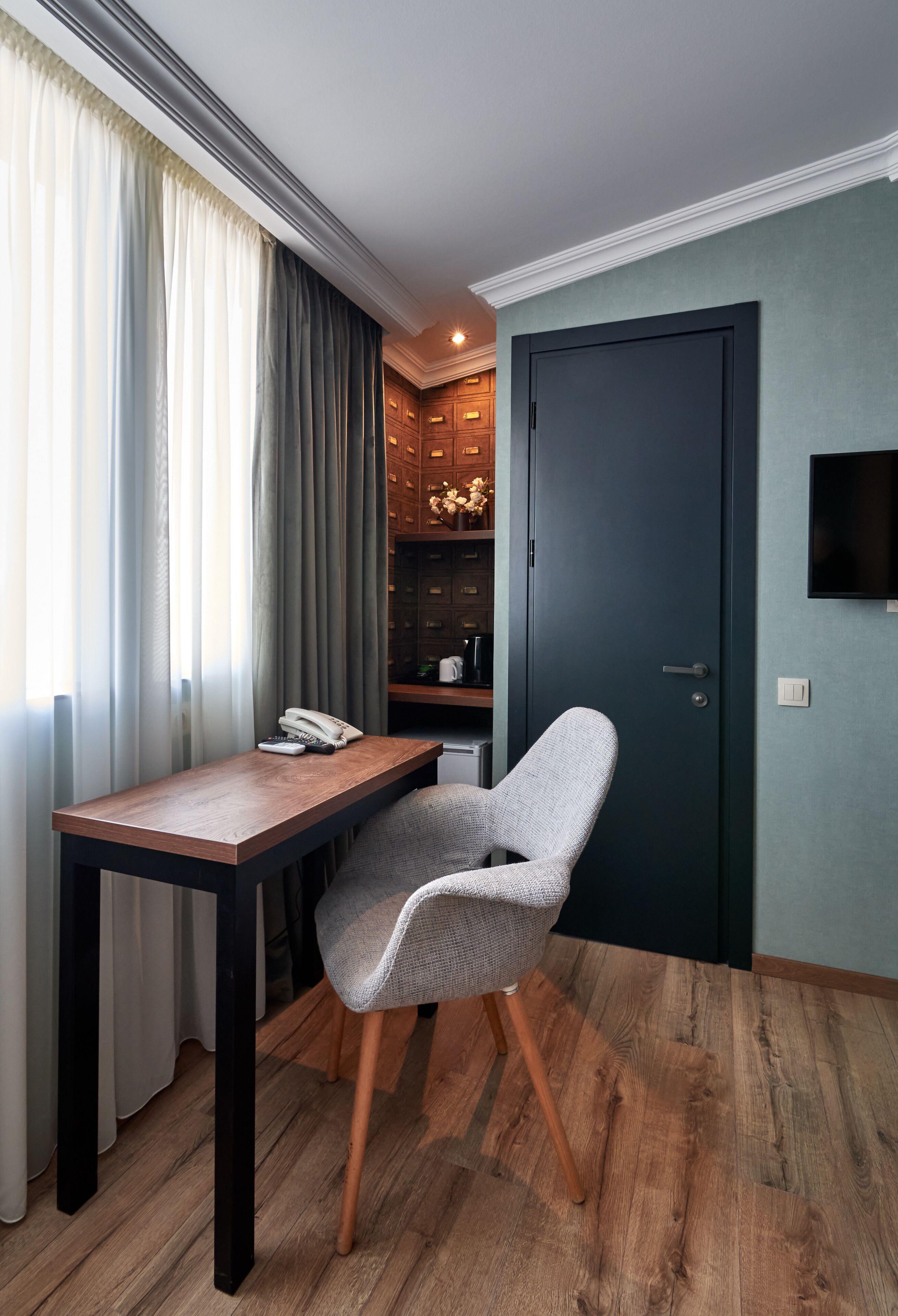panoramic double room | 1 bedroom, minibar, in-room safe, desk