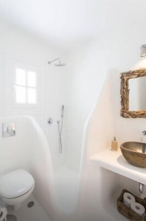 Bathroom - Villa Coralli (Mykonos)