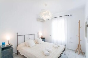 Villa - 3 sovrum | Värdeförvaringsskåp på rummet, skrivbord och ljudisolering