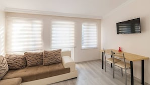 Apartment, Terrasse | Wohnzimmer