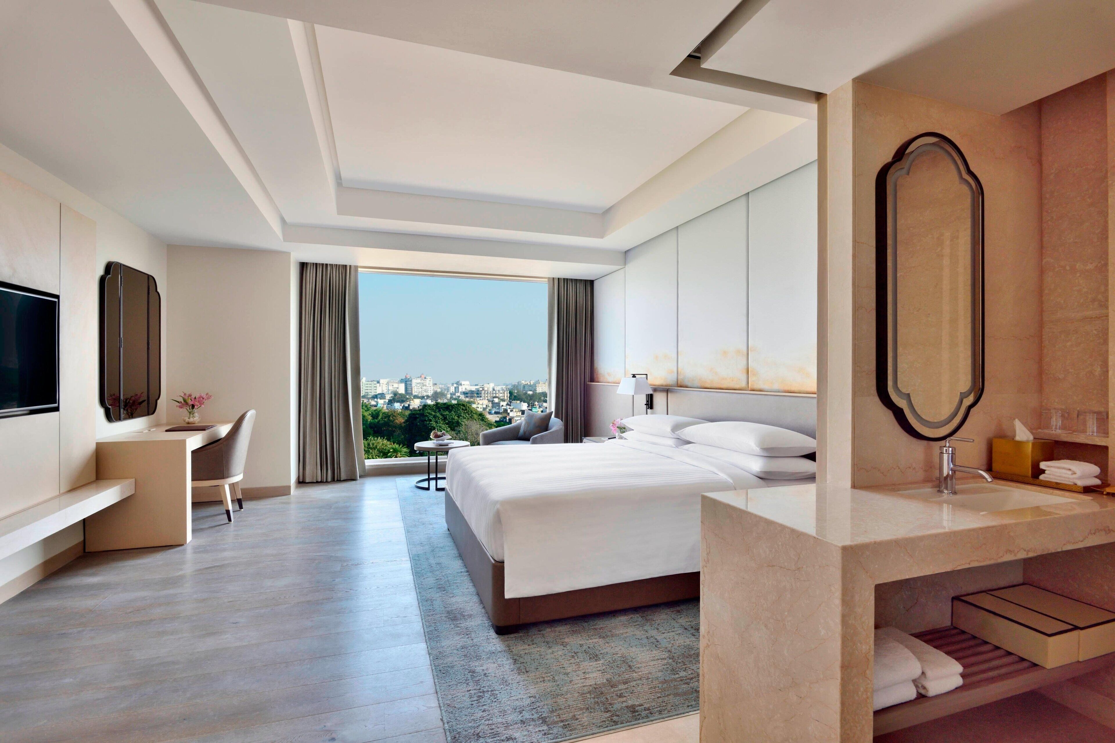 room, 1 king bed, non smoking | 1 bedroom, egyptian cotton sheets, premium bedding, down duvets