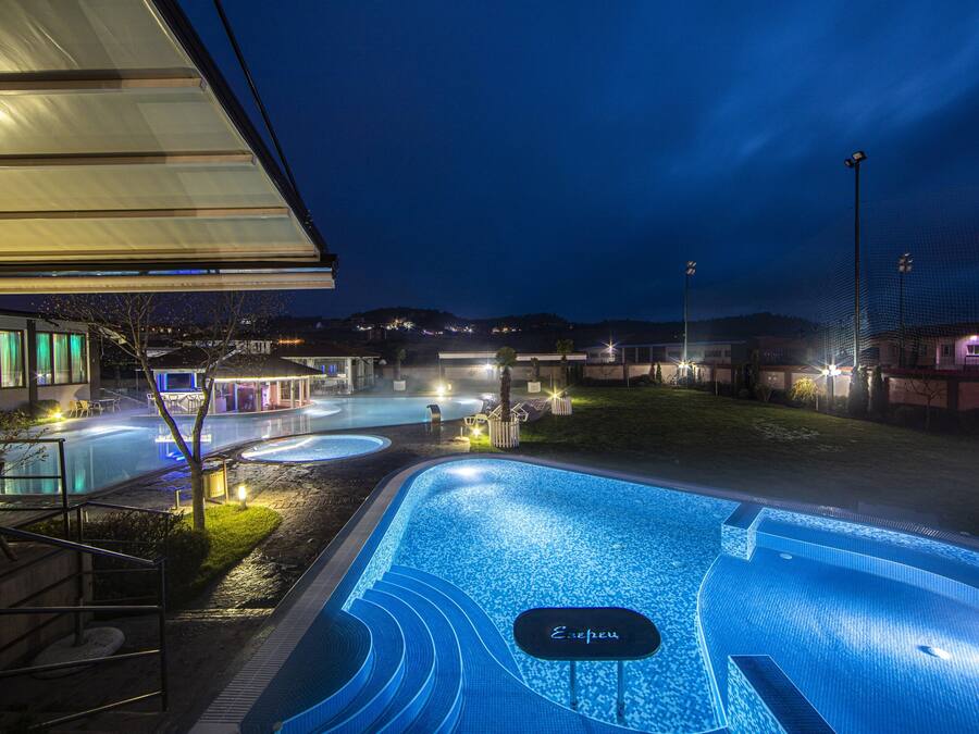 Fasade – kveld/natt