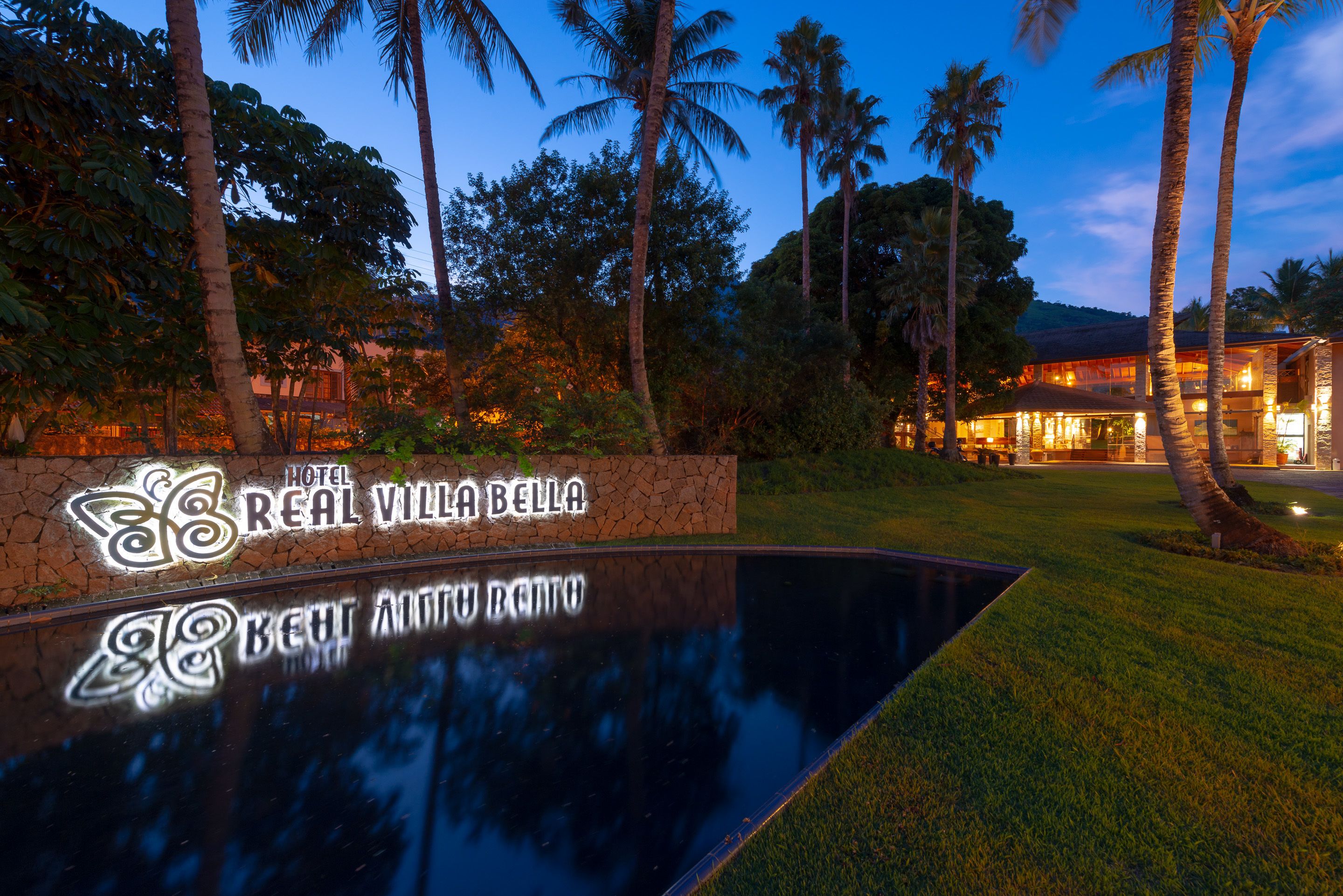 Front of property - evening/night