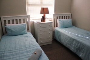 2 bedrooms, bed sheets