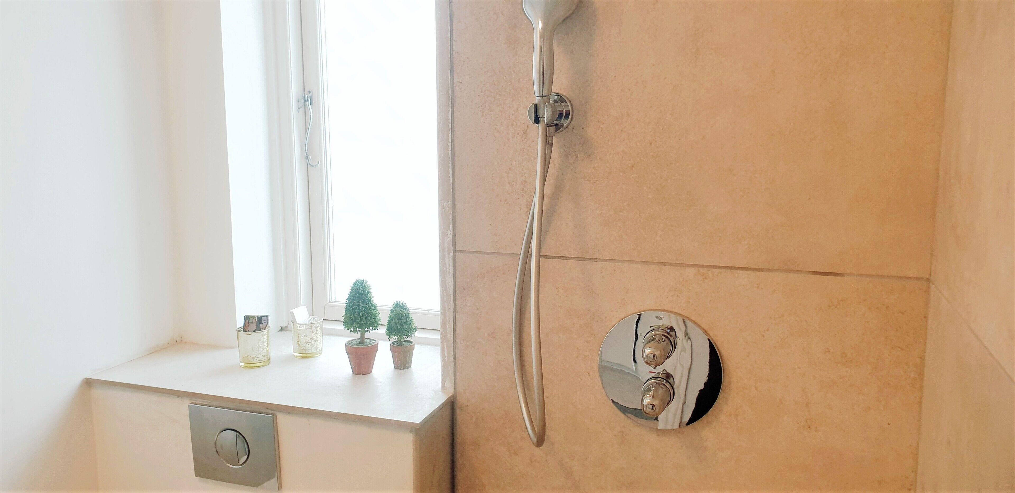Standard-Doppel- oder -Zweibettzimmer, 2 Einzelbetten, Parkblick | Badezimmer