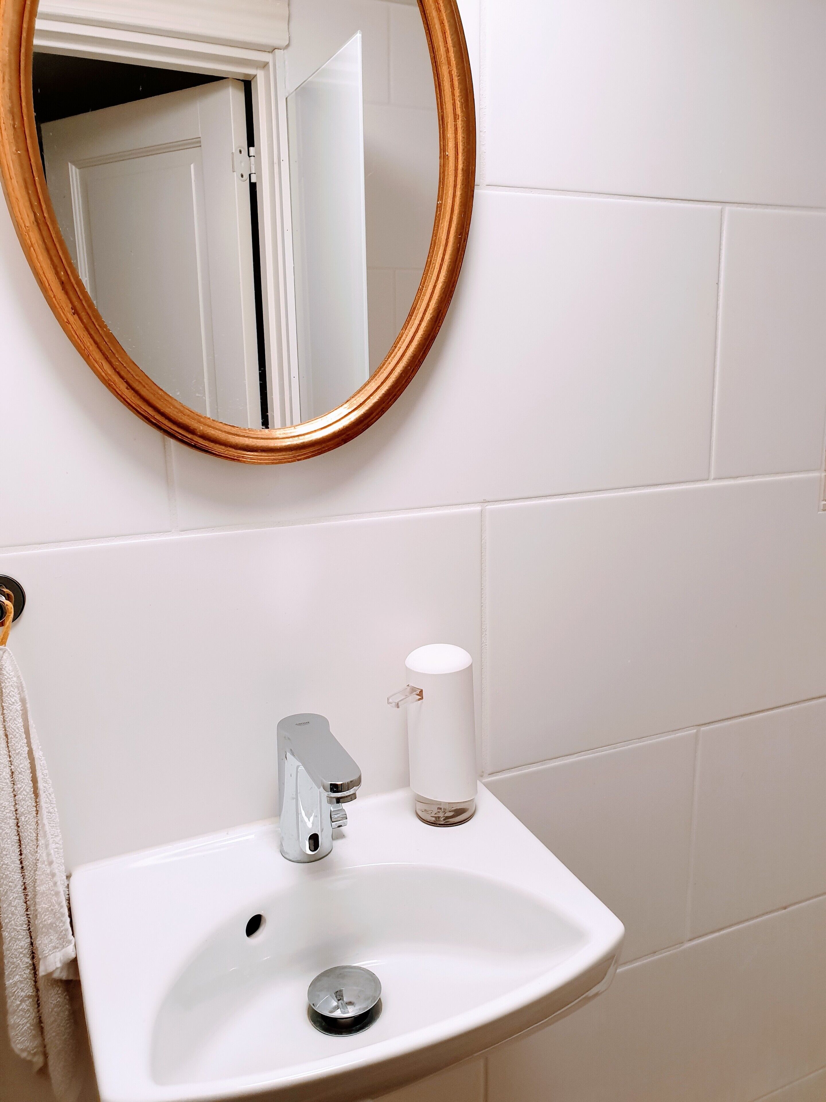 Shower kamar mandi
