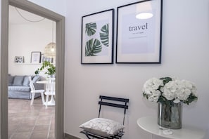 Apartment, 2 Bedrooms, Balcony | Living area | Flat-screen TV - Casa Giada (Salerno)