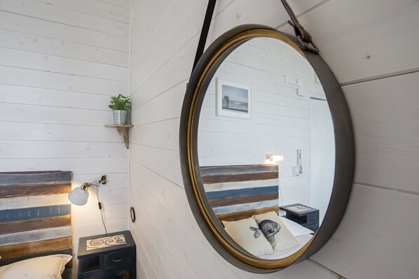 Studio | Individuell dekoriert, individuell eingerichtet, Schreibtisch