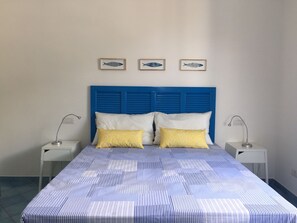 Apartment, 1 Bedroom | 1 bedroom, individually decorated, individually furnished, desk - Sole Flat (Minori)