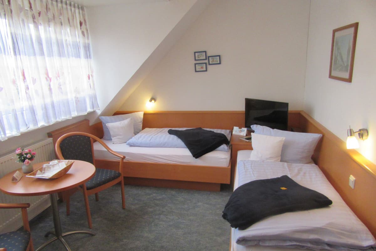 Eenvoudige Twin kamer | 1 slaapkamer, een kluis op de kamer, geluiddichte muren