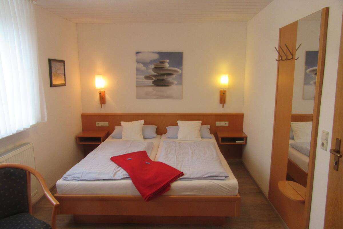 Comfort tweepersoonskamer | 1 slaapkamer, een kluis op de kamer, geluiddichte muren