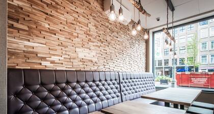 Melrose Hotel