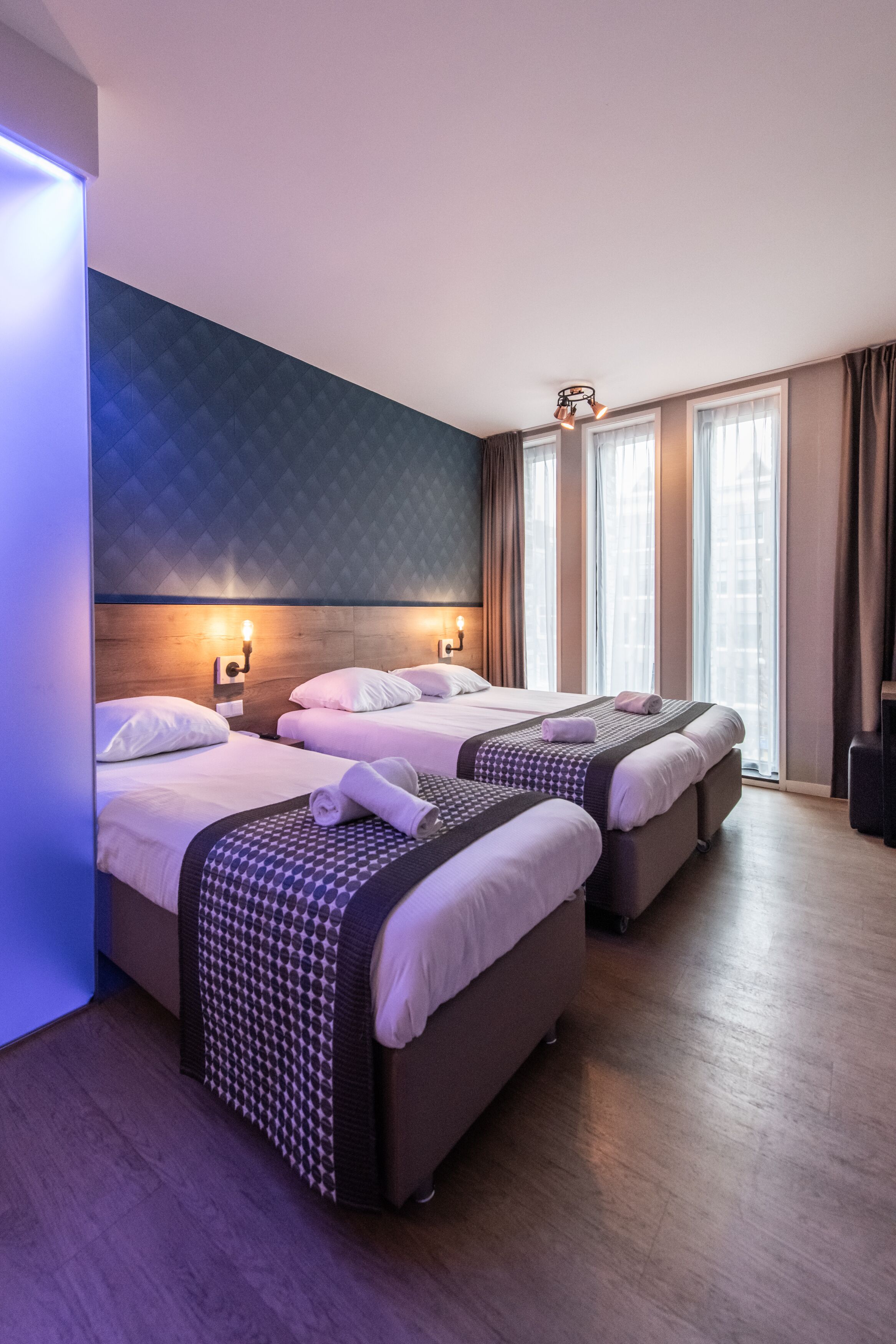 Photo - Melrose Hotel