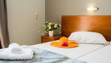 Desk, laptop workspace, free cots/infant beds, free WiFi