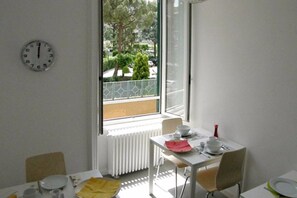 Café da manhã continental grátis todos os dias