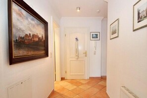 Condo, 3 Bedrooms, Terrace, Sea View | Room amenity