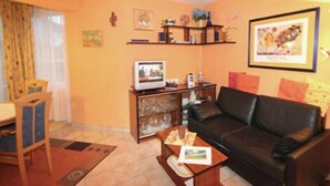 Condo, Ground Floor | Living area - Villa Ambienta (12RB11) (Binz)