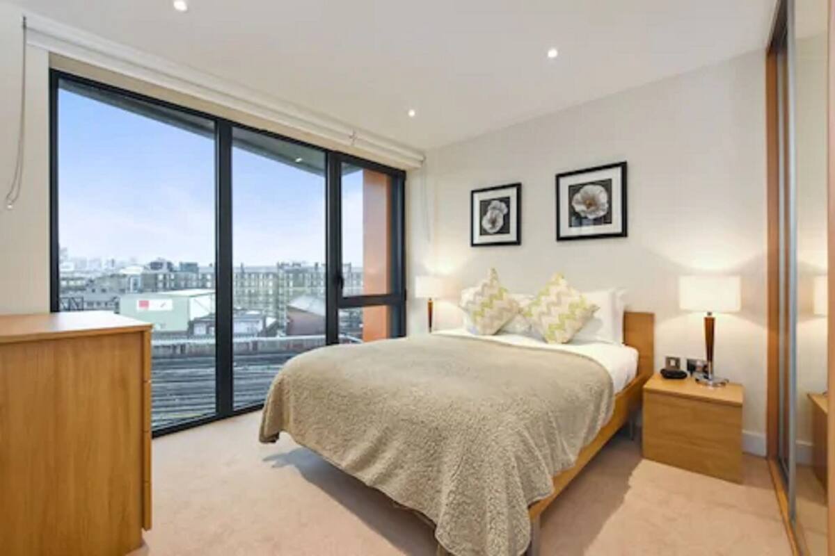 Premium Apartment, 1 Bedroom | 1 bedroom, blackout drapes, iron/ironing board, cribs (surcharge)