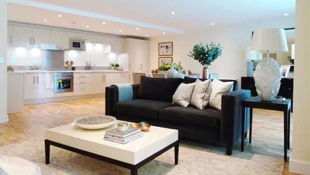 Interior - The Arc by Bridgestreet (London)
