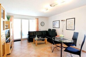 Apartment, 1 Bedroom, Balcony (53RB11) | Living area | TV - Ruegenfelsen (Ostseebad Baabe)