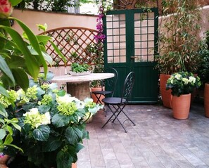Terrasse/gårdhave
