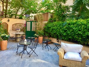 Terrace/patio - La piazzetta delle regine (Rome)