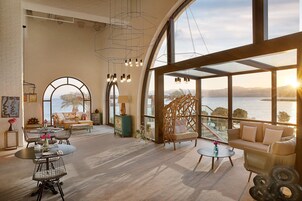 2 bar/lounge, bar a bordo piscina