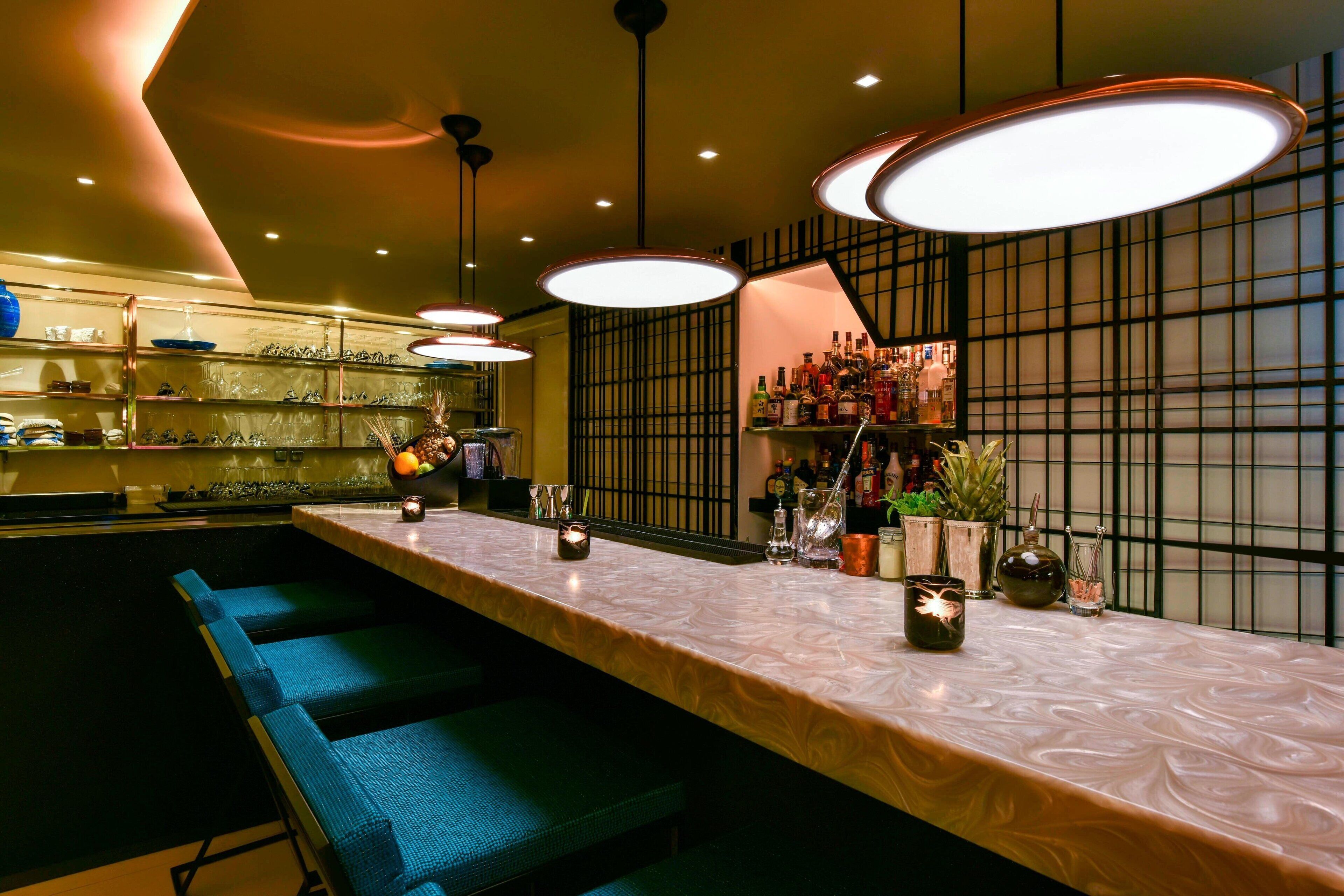 4 restaurants, breakfast, lunch, dinner served; asian cuisine