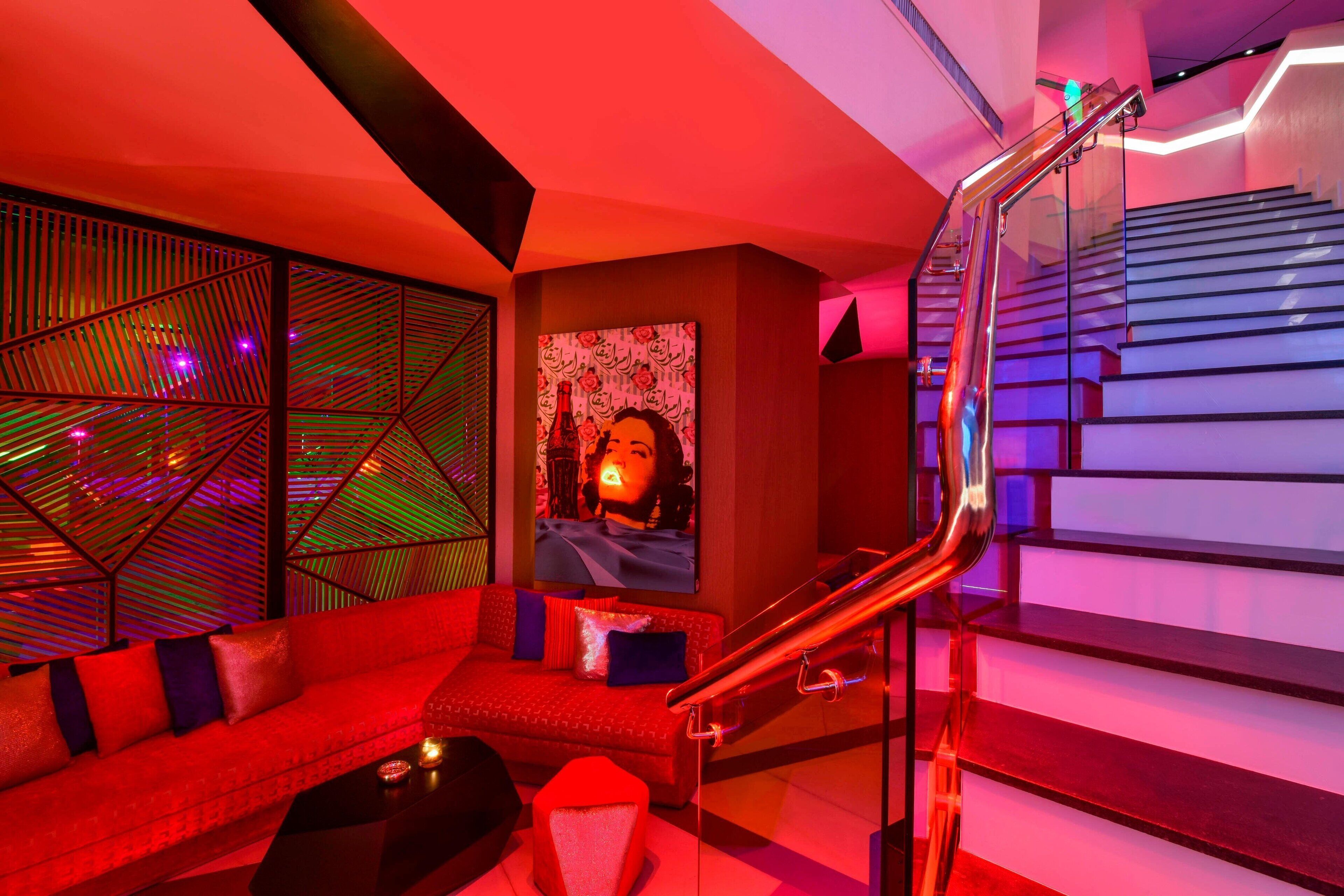 4 restaurants, breakfast, lunch, dinner served; asian cuisine