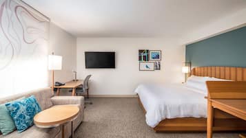 Premium bedding, pillowtop beds, in-room safe, desk