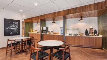 Free daily buffet breakfast