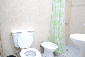 Standard Shared Dormitory, Mixed Dorm, Private Bathroom (6) | Bathroom