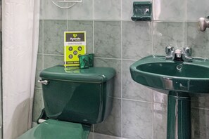 Bathroom - Ayenda 1080 Bogota Alpes Castellana (Bogotá)