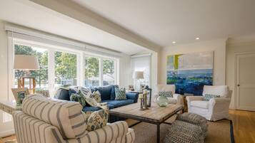 Smart-tv och eldstad