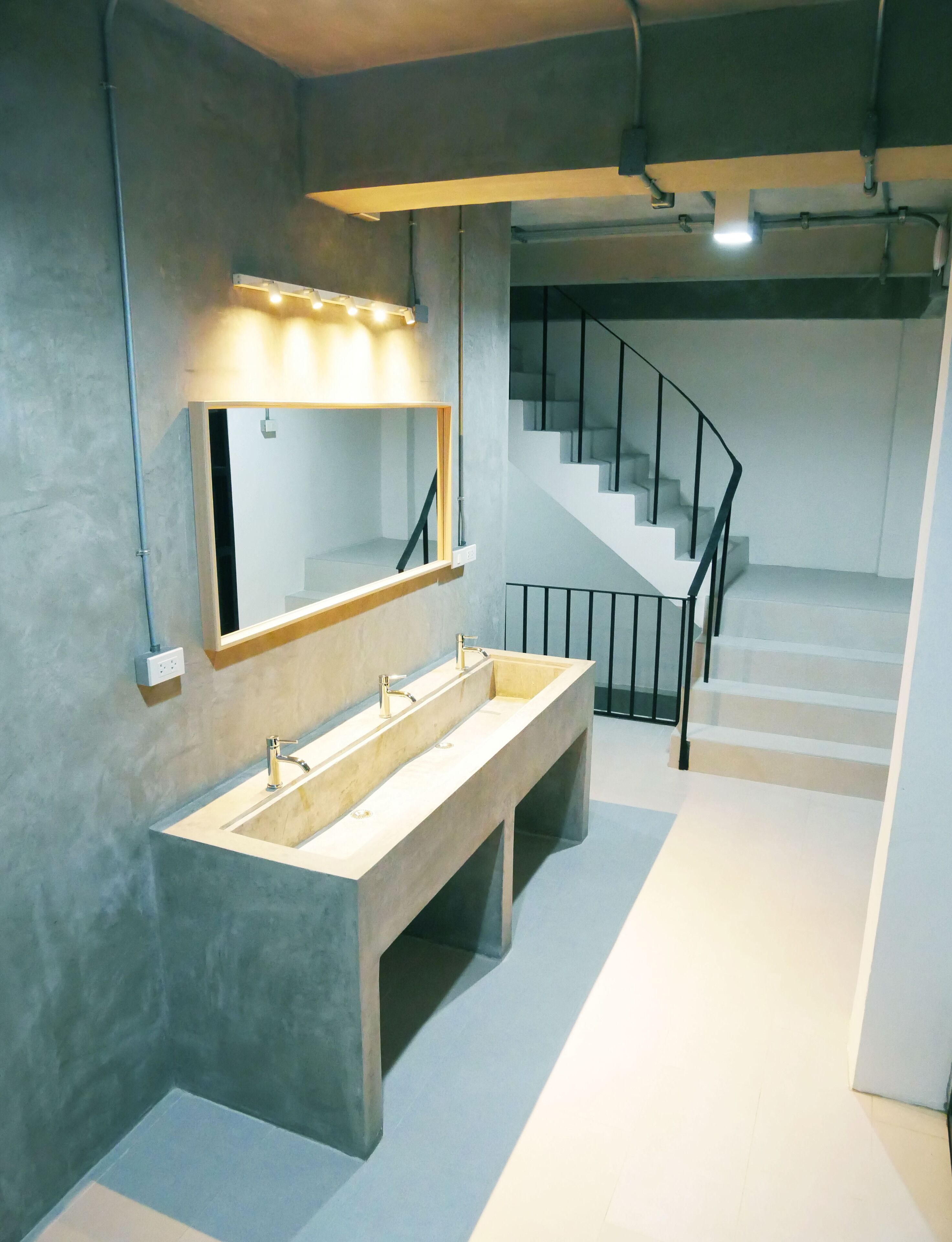 免費 Wi-Fi、床單