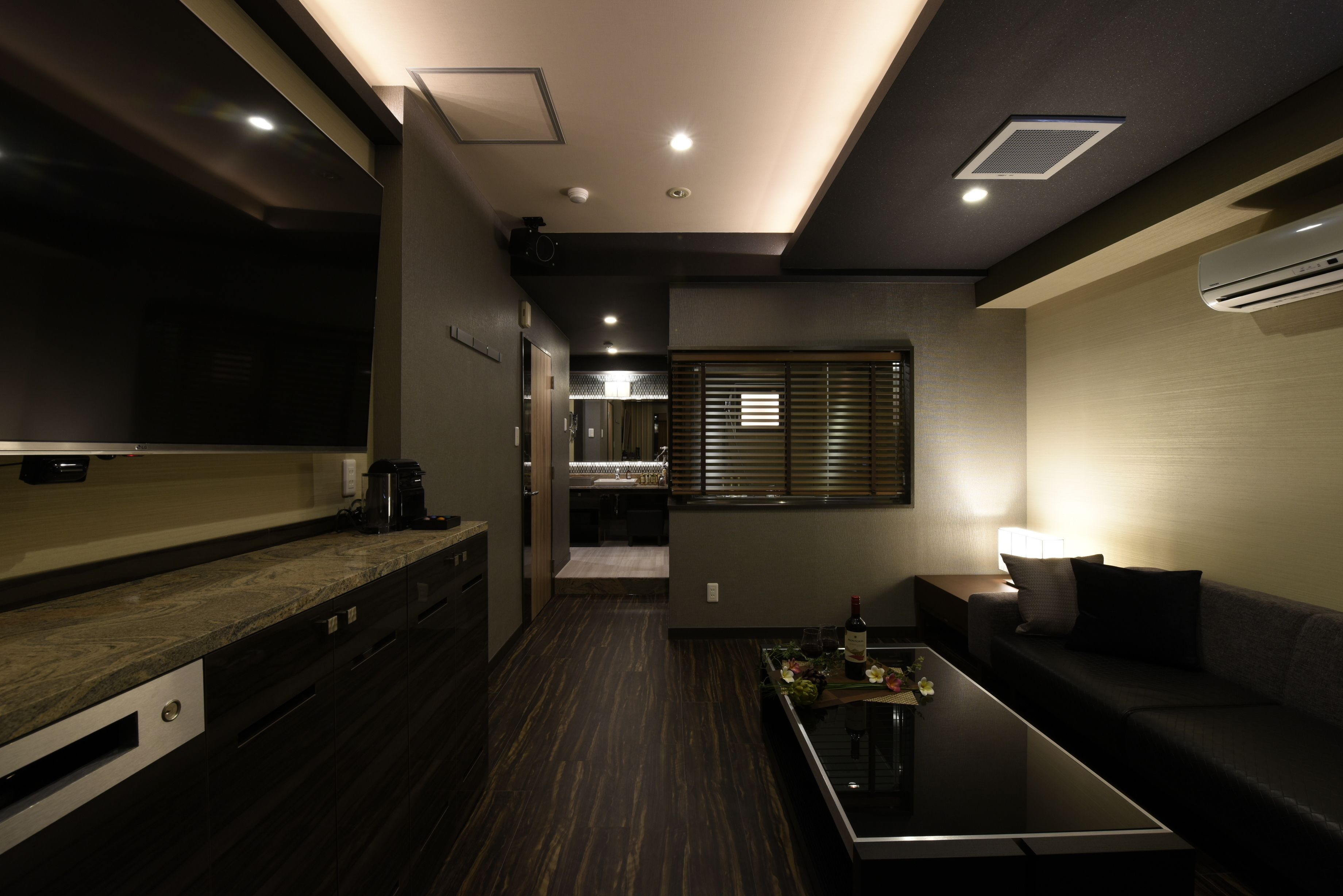 king room | private kitchen | fridge, microwave, electric kettle