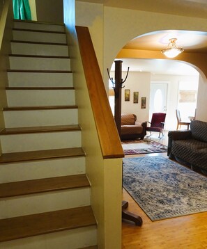 Interior - Perfect Location, Comfortable & Convenient for a long-term stay w/two bedrooms (Seward)