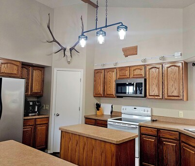 Buffalo Trace Retreat - Outstanding Mountain Views, Close to Park