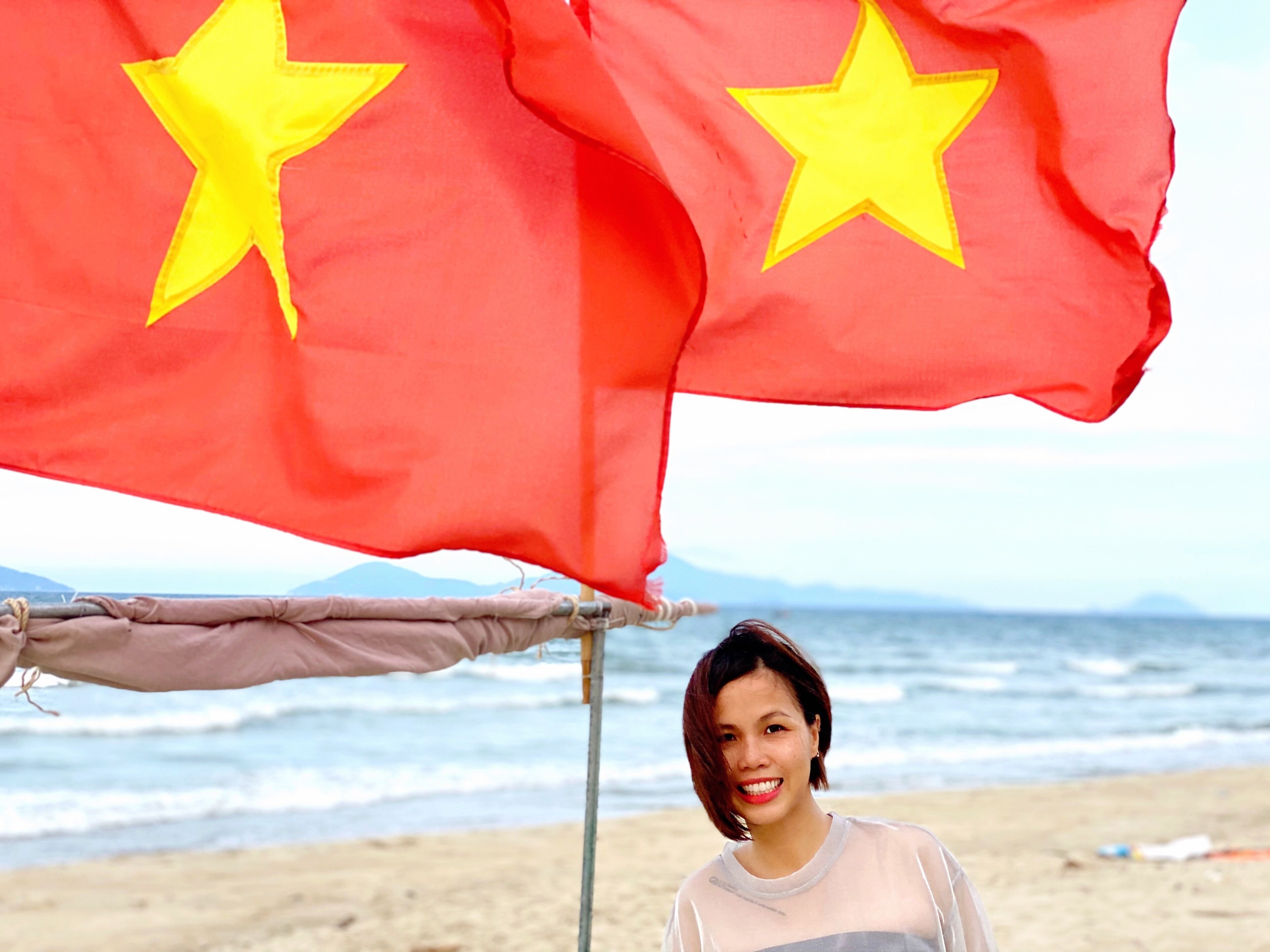 beach nearby, beach towels