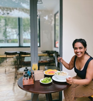 Free daily full breakfast