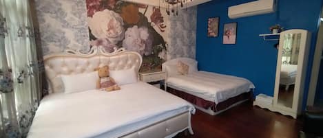 Deluxe Quadruple Room, 1 Bedroom