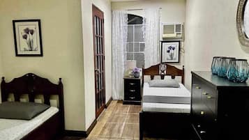 Deluxe Single Room, 2 Single Beds