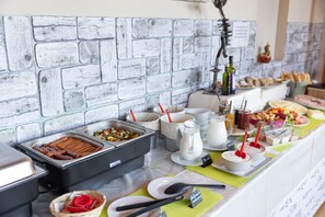 รวมอาหารเช้าแบบบุฟเฟ่ต์ ทุกวัน