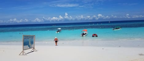 Uitzicht op strand/zee