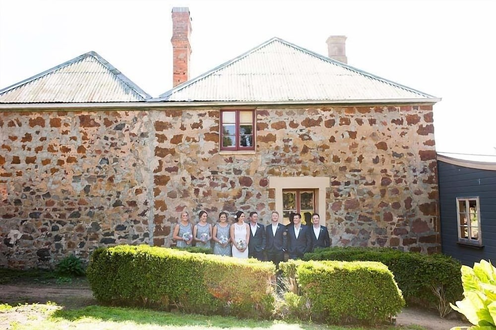 Tarndwarncoort (Tarndie) by null