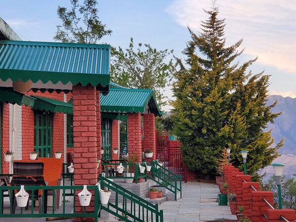 Family Cottage 2BHK | Terrace/patio - Tehri Retreat By Himalayan Eco Lodges (Tehri)