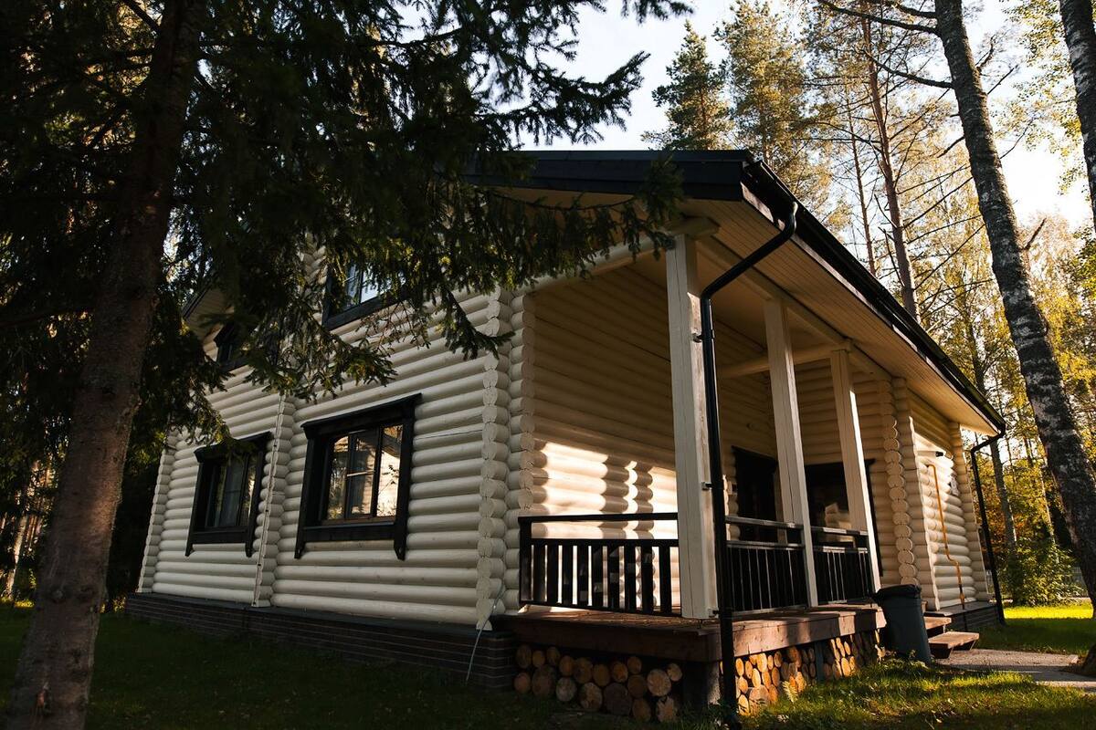 Cottage "Imperial", 4 bedrooms | Premium bedding, iron/ironing board, free cots/infant beds